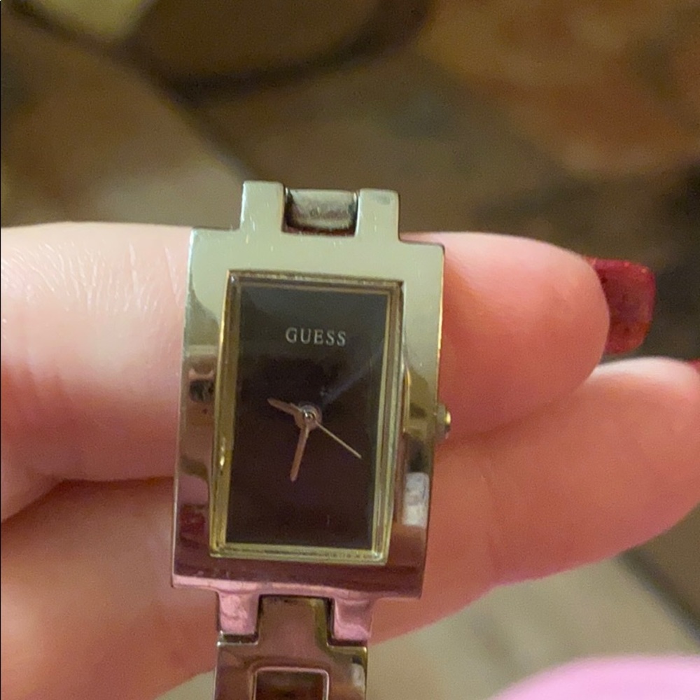 Guess watch silver with black inlay!